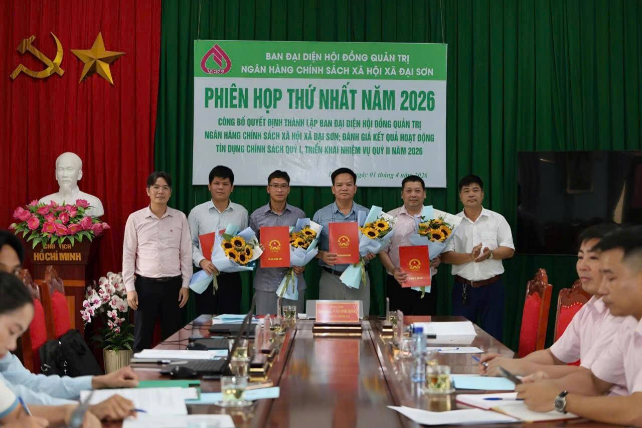 Hội nghị công bố quyết định thành lập Ban đại diện HĐQT NHCSXH xã Đại Sơn